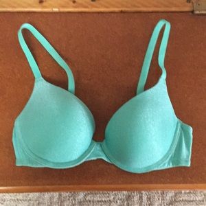 Pink by Victoria’s Secret push-up bra. 34B